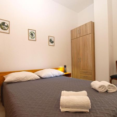 Apartemnts Guido 762 Apartment Pjescana Uvala Exterior foto