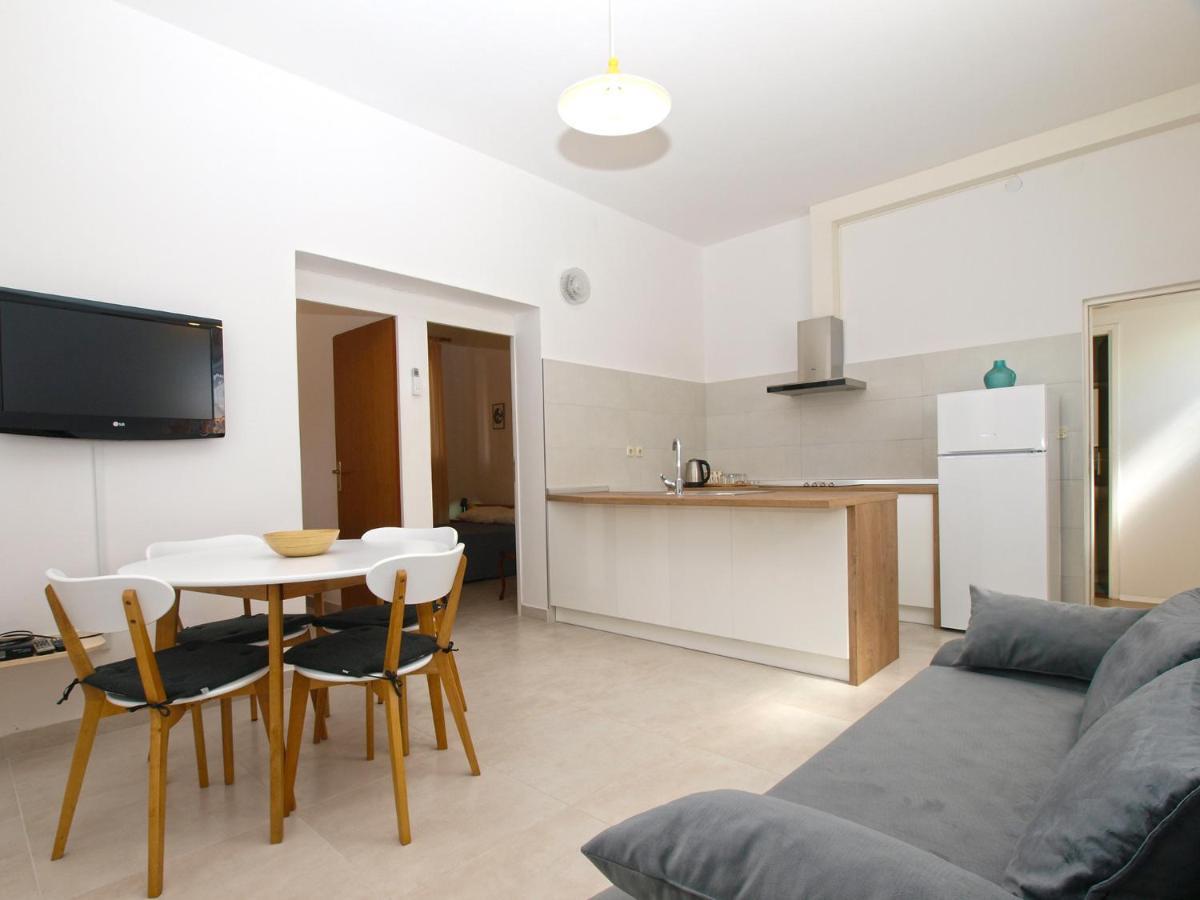Apartemnts Guido 762 Apartment Pjescana Uvala Exterior foto