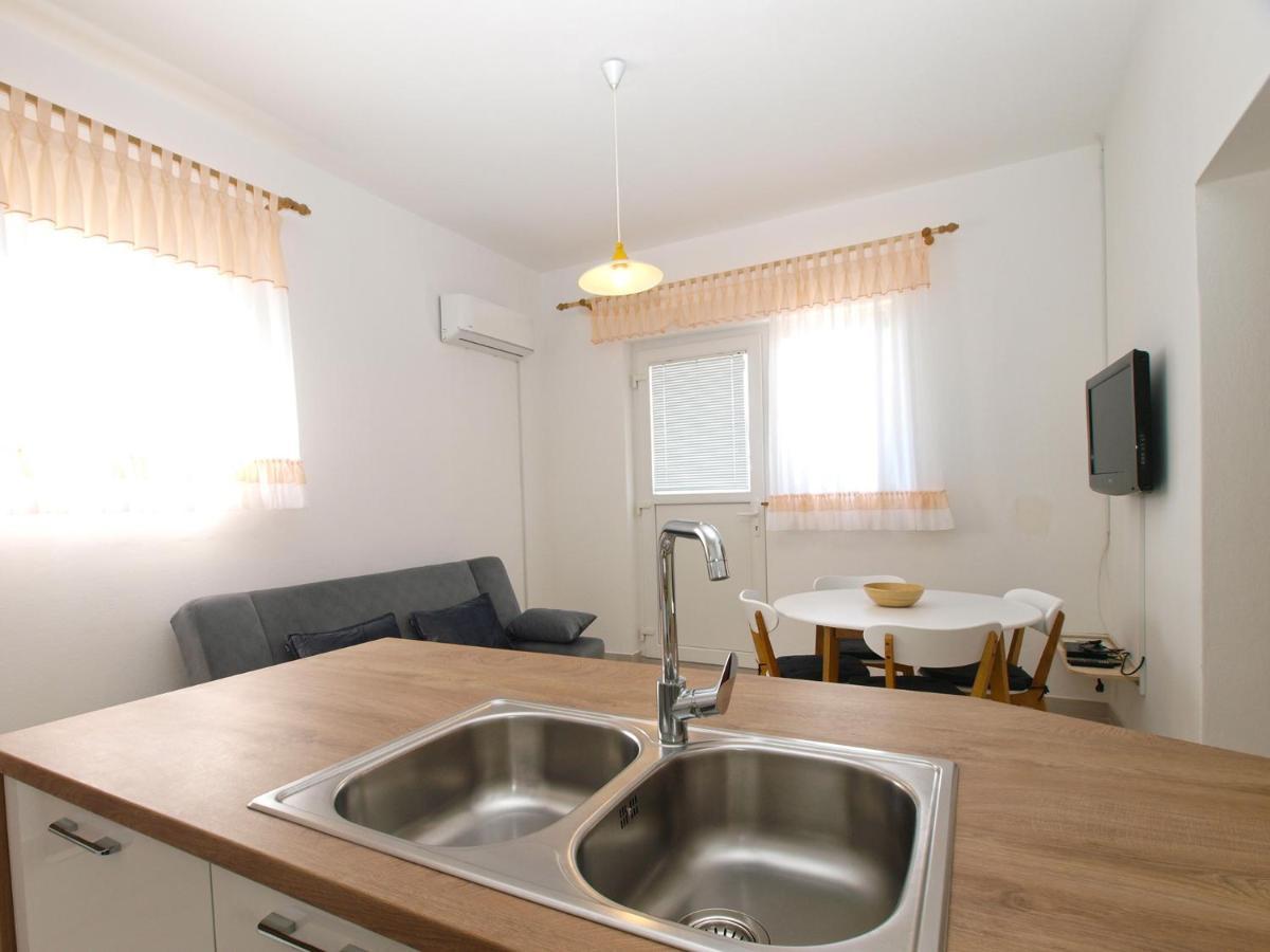 Apartemnts Guido 762 Apartment Pjescana Uvala Exterior foto