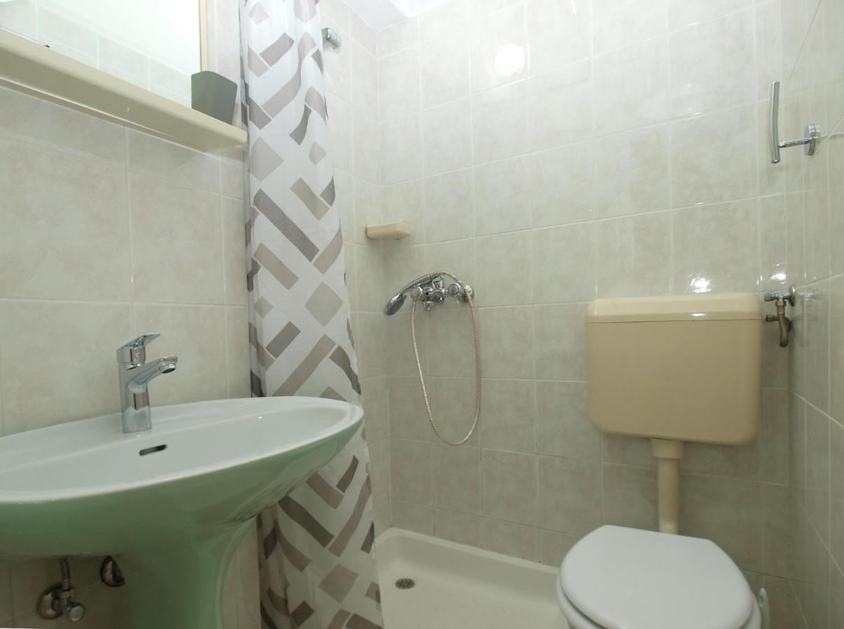 Apartemnts Guido 762 Apartment Pjescana Uvala Exterior foto