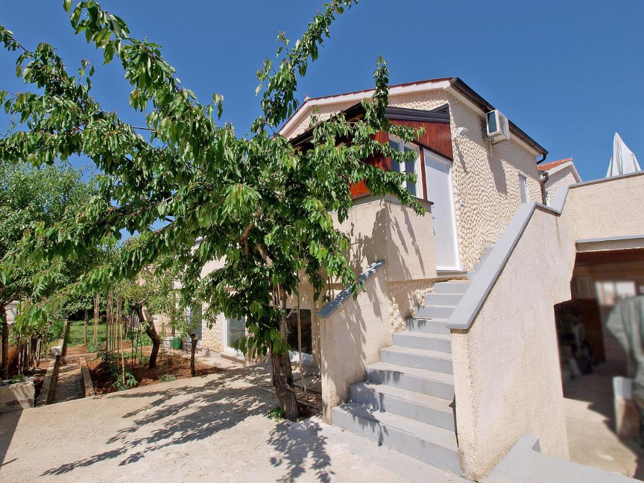 Apartemnts Guido 762 Apartment Pjescana Uvala Exterior foto