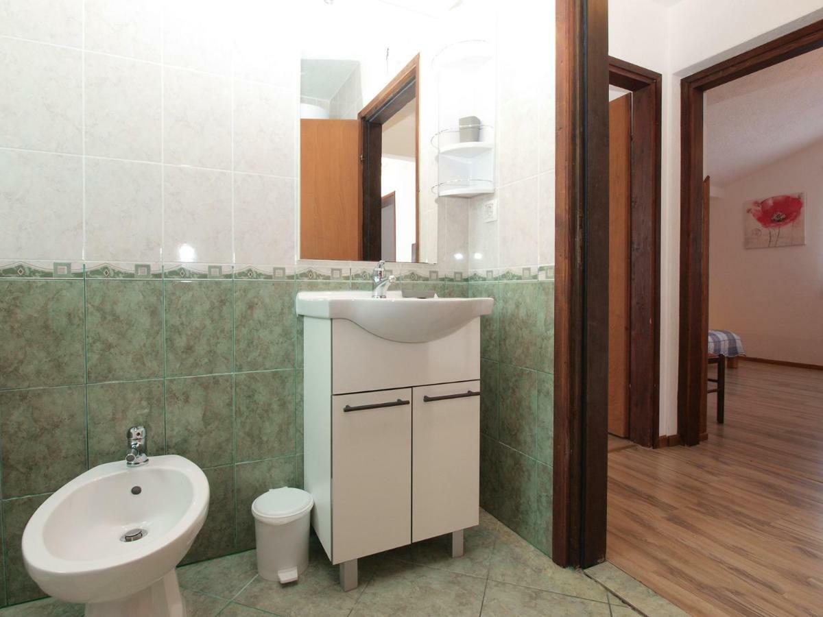 Apartemnts Guido 762 Apartment Pjescana Uvala Exterior foto